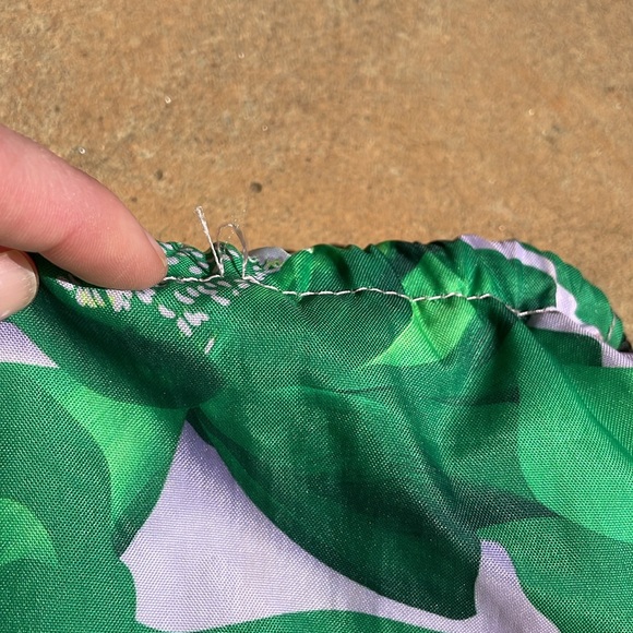 Nike Drawstring Bag - Picture 4 of 4